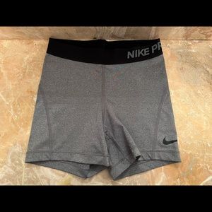Nike Pro Shorts Grey